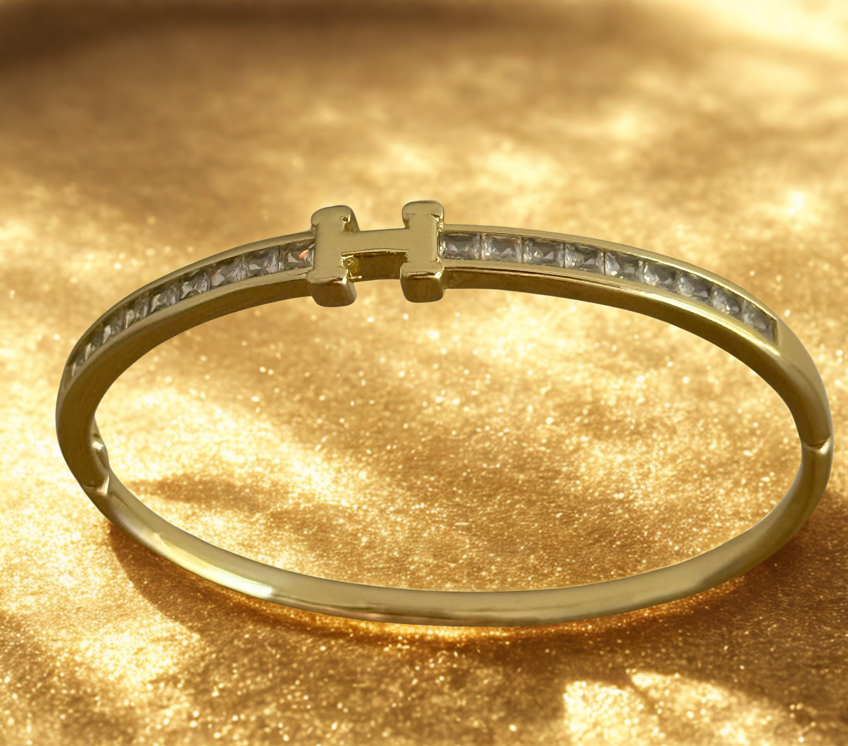 H Luxe Gold Bracelet